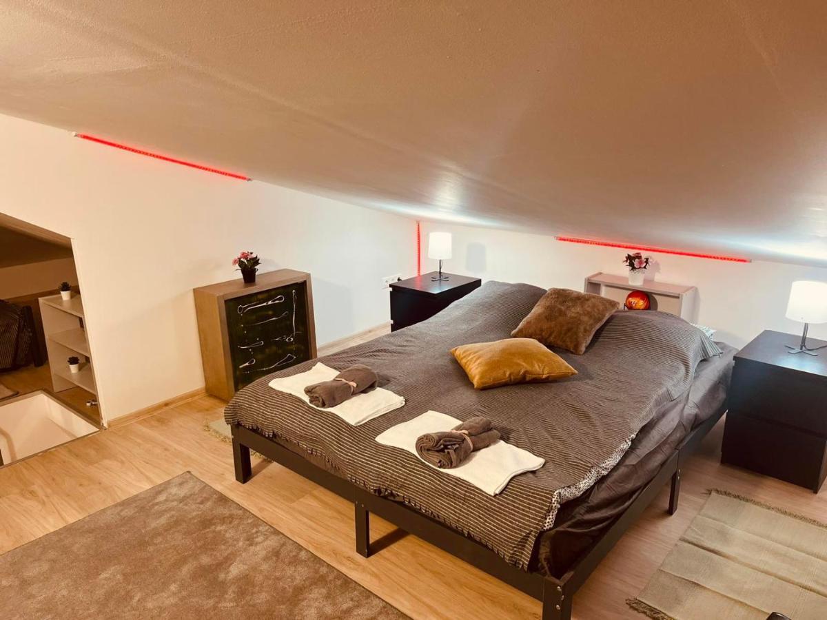 Апартаменты King House & Garden With Ac And Free Parking Possibility Будапешт Экстерьер фото